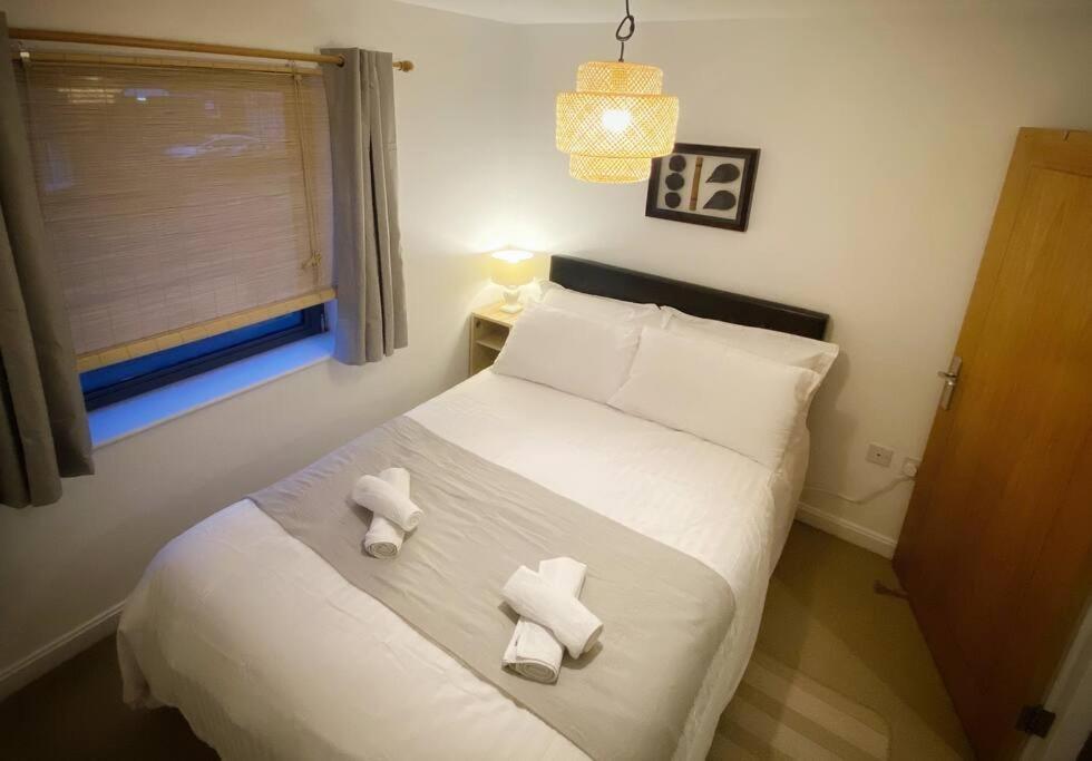 Japanese Style Muji Two-Bedroom Apt Swansea Exterior photo